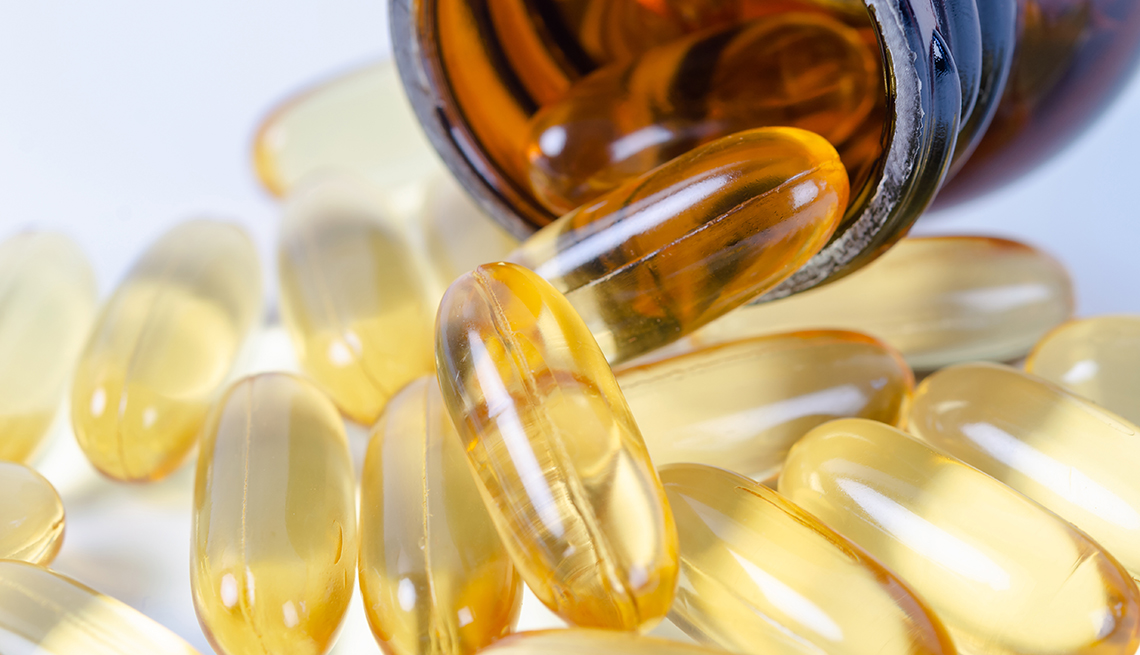 Unlocking Heart Health: The Role of Fish Oil Supplements in Managing Cholesterol